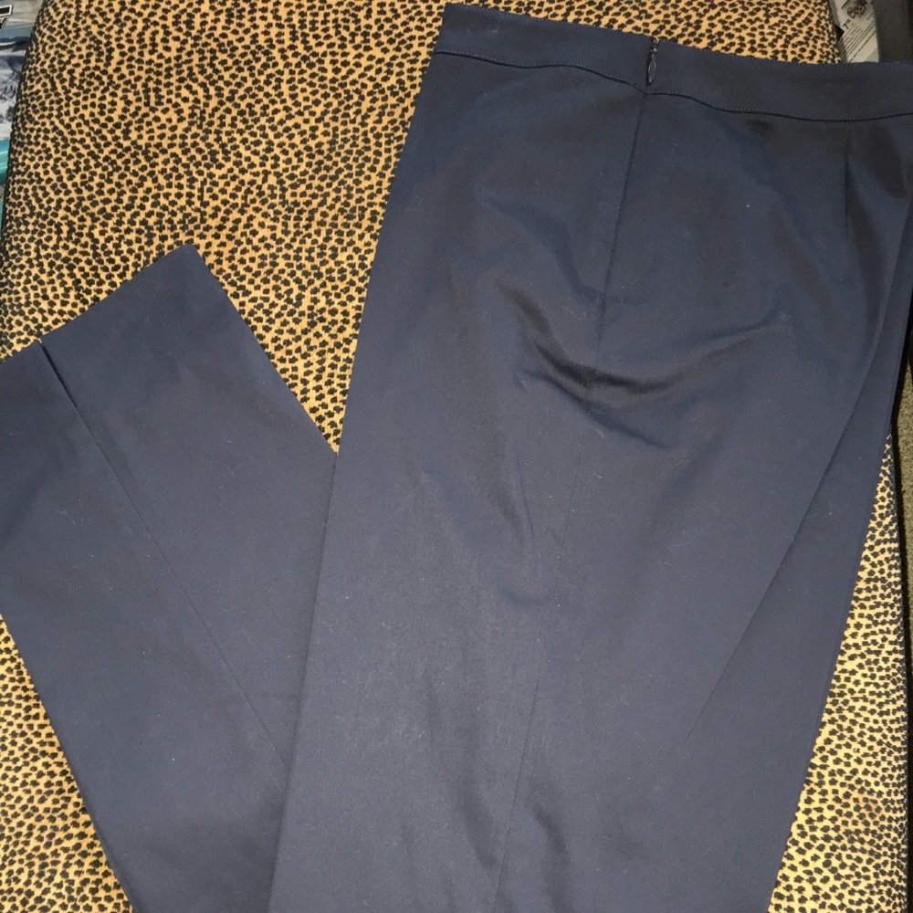 Great navy Lafayette 148 NewYork pants!